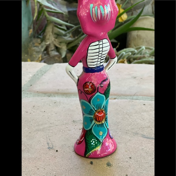 Artisanal Catrina Mexican Ceramic - Dia de Los muertos - Picture 4 of 6